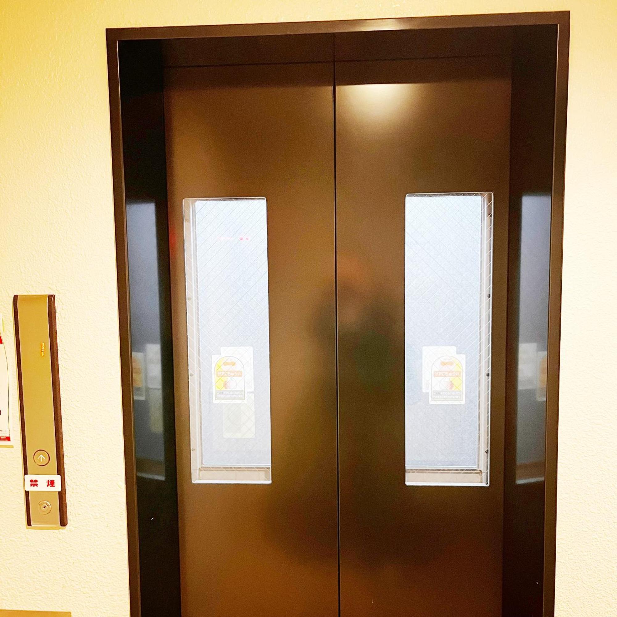 Appartement 浅草駅から徒歩4分 Wi-Fi無料 成田羽田直行 à Tōkyō Extérieur photo